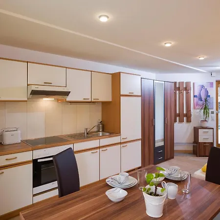 Barbara Studio-appartement - By Nv-appartements